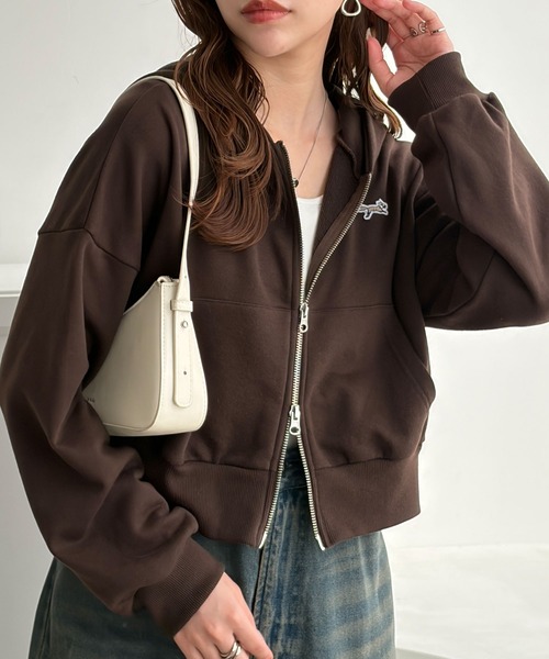 PENNEYS(ぺニーズ)の「GeeRA別注【PENNEYS】裏毛ダブルジップショートパーカー(パーカー・レディース・ブラック/杢グレー/ブラウン・MEDIUM/X-LARGE/LARGE)」の18枚目の写真