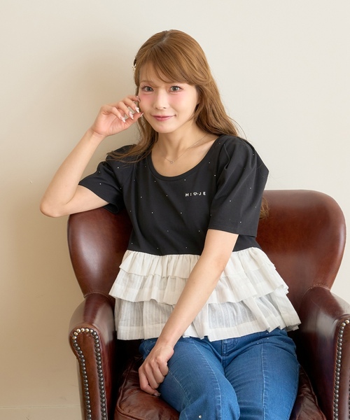Mi-je(ミジェ)の「ペプラムストーンTシャツ(Tシャツ/カットソー・レディース・アイボリー/ブラック・F)」の2枚目の写真