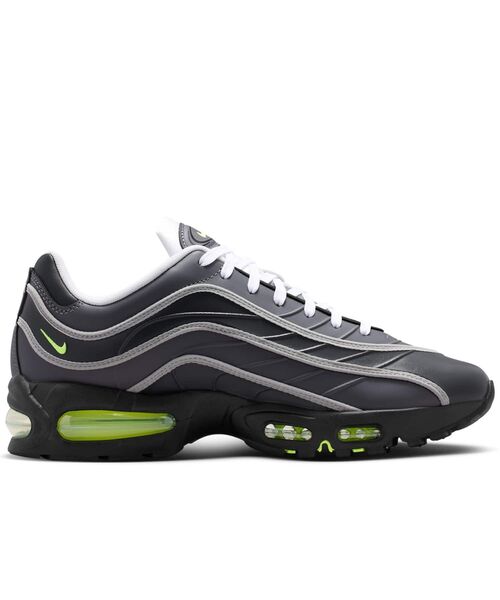 NIKE(ナイキ)の「ナイキ エア マックス Joga Bonito メンズシューズ / Nike Air Max Joga Bonito Men's Shoes IO1753-003 Black(スニーカー・メンズ・ブラック・28.5/28/27.5/26.5/27/26/30/25.5/25/29/24.5)」の3枚目の写真