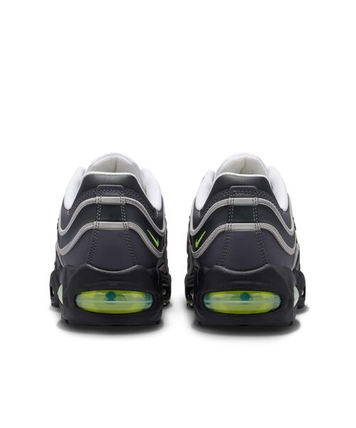 NIKE(ナイキ)の「ナイキ エア マックス Joga Bonito メンズシューズ / Nike Air Max Joga Bonito Men's Shoes IO1753-003 Black(スニーカー・メンズ・ブラック・28.5/28/27.5/26.5/27/26/30/25.5/25/29/24.5)」の6枚目の写真