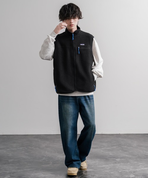 patagonia(パタゴニア)の「Patagonia パタゴニア M S RETRO PILE VEST レトロパイルフリースベスト/ワンポイントロゴ入りスタンドカラーフルジップボアベスト(ベスト・メンズ・アイボリー/ブラック・XL/M/L/S)」の6枚目の写真