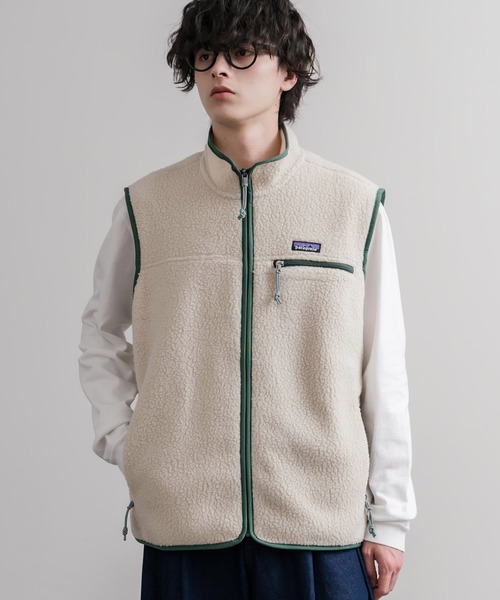 patagonia(パタゴニア)の「Patagonia パタゴニア M S RETRO PILE VEST レトロパイルフリースベスト/ワンポイントロゴ入りスタンドカラーフルジップボアベスト(ベスト・メンズ・アイボリー/ブラック・XL/M/L/S)」の9枚目の写真