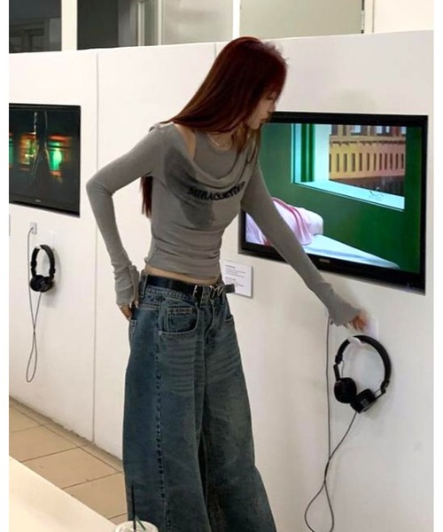 inst.ALL(インストール)の「ロゴプリントレイヤードドレープトップス(Tシャツ/カットソー・レディース・グレー・M)」の4枚目の写真