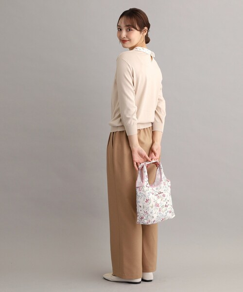 LAURA ASHLEY(ローラアシュレイ)の「アーシャ柄 パッカブル トートバッグ S(トートバッグ・レディース・ピンク系5/ブルー系・00)」の4枚目の写真