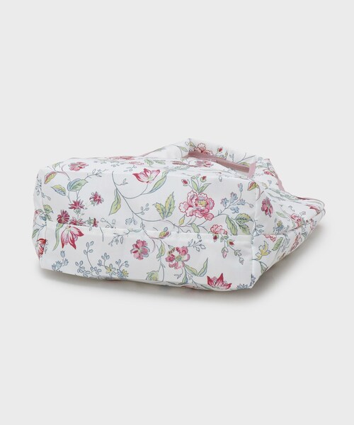 LAURA ASHLEY(ローラアシュレイ)の「アーシャ柄 パッカブル トートバッグ S(トートバッグ・レディース・ピンク系5/ブルー系・00)」の11枚目の写真