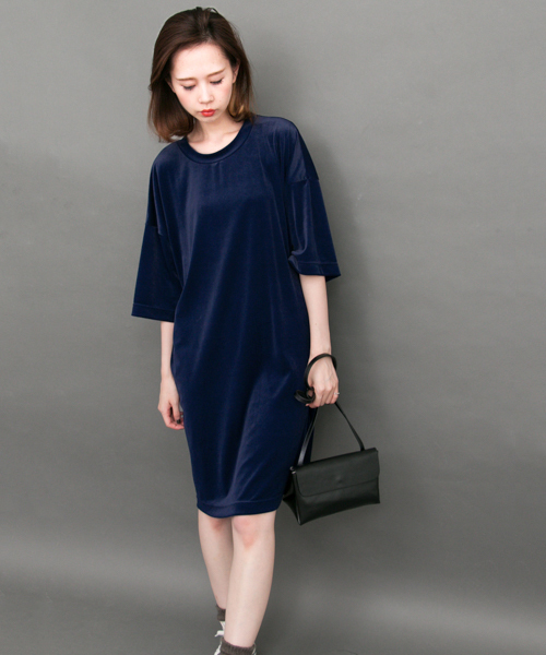 KBF（ケイビーエフ）の「KBF ベロアBIGTEE（Tシャツ/カットソー・レディース・ブルー/オフホワイト/ボルドー/ピンク系その他・ONE）」の10枚目の写真