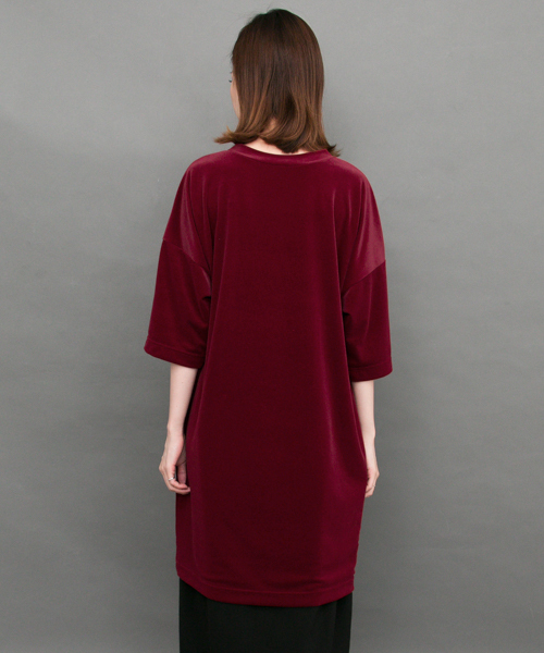 KBF（ケイビーエフ）の「KBF ベロアBIGTEE（Tシャツ/カットソー・レディース・ブルー/オフホワイト/ボルドー/ピンク系その他・ONE）」の18枚目の写真