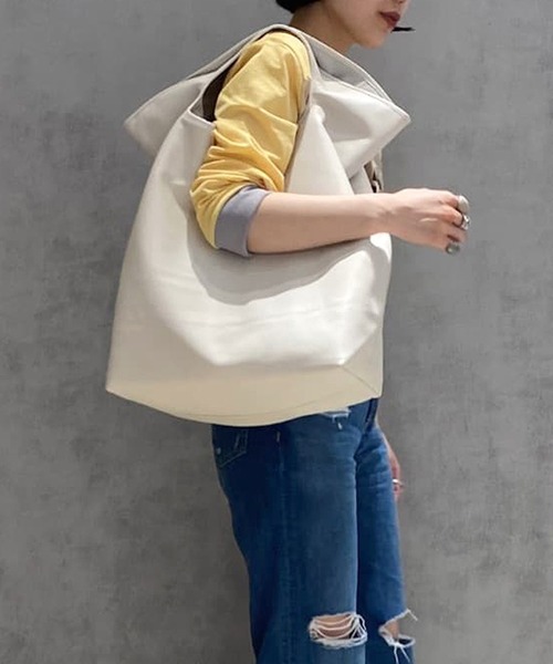 HIROKO HAYASHI(ヒロコハヤシ)の「UNITO(ウニート) ショルダーバッグ(ショルダーバッグ・レディース・ブラック/オフホワイト/グレー/ブラウン/ブルー/グリーン/マスタード・00)」の22枚目の写真