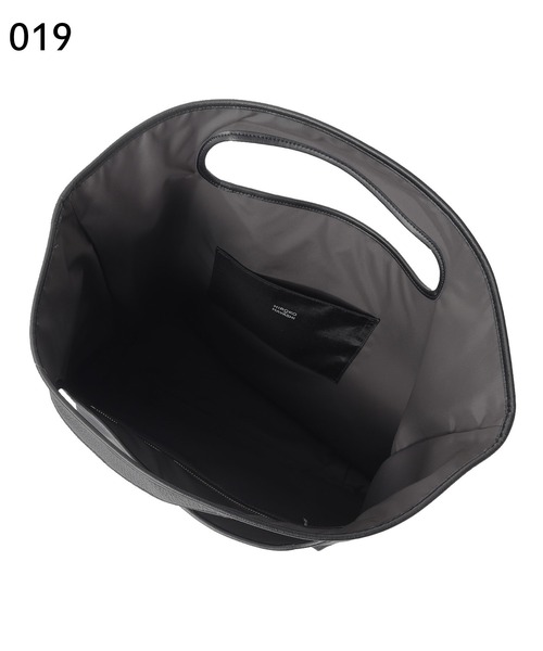 HIROKO HAYASHI(ヒロコハヤシ)の「UNITO(ウニート) ショルダーバッグ(ショルダーバッグ・レディース・ブラック/オフホワイト/グレー/ブラウン/ブルー/グリーン/マスタード・00)」の16枚目の写真