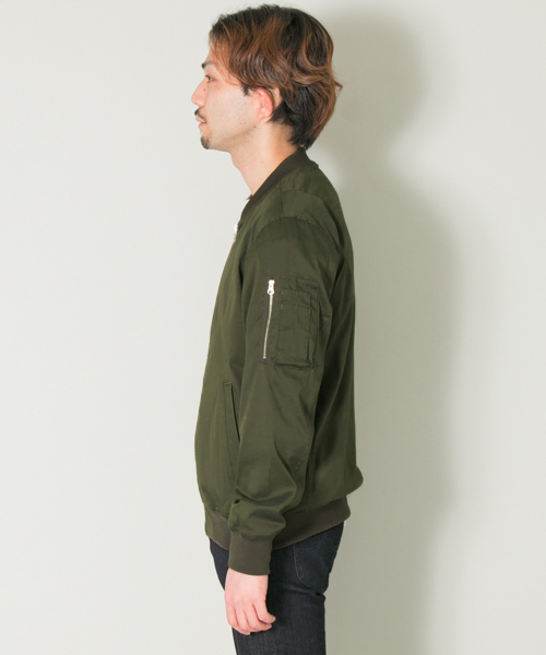 URBAN RESEARCH（アーバンリサーチ）の「UR MA-1（MA-1・メンズ・インディゴブルー/カーキ/ブラック・MEDIUM/LARGE）」の17枚目の写真