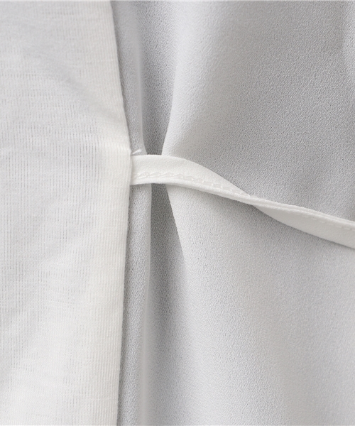 MOUSSY（マウジー）の「WAIST DESIGN CHIFFON TOP（Tシャツ/カットソー・レディース・キャメル/ホワイト/ダークグリーン/ブラック・FREE）」の13枚目の写真