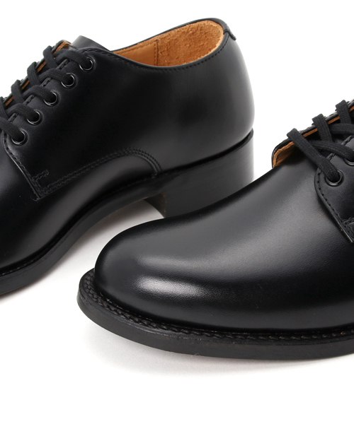 MARGARET HOWELL（マーガレットハウエル）の「LEATHER LACE UP