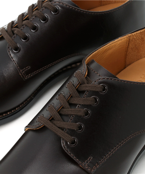 MARGARET HOWELL（マーガレットハウエル）の「LEATHER LACE UP