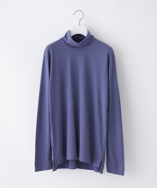 STUDIOUS(ステュディオス)の「ベーシックタートルネックロンT(Tシャツ/カットソー・メンズ・ブラック/ブルー/ホワイト/ピンク・1/3/2)」の3枚目の写真