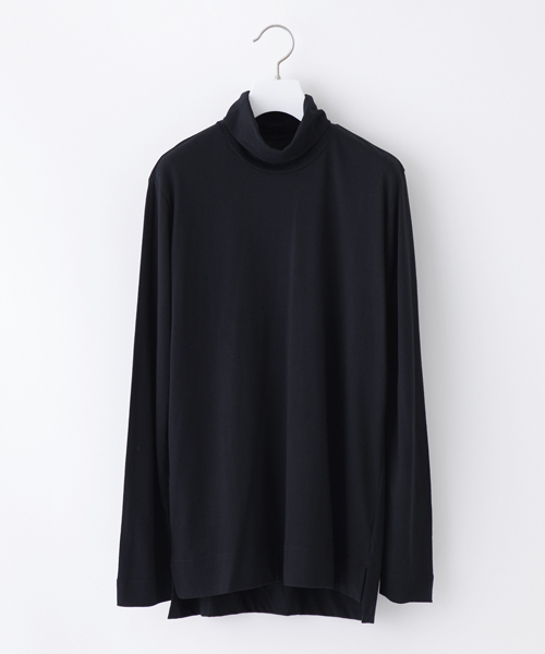 STUDIOUS(ステュディオス)の「ベーシックタートルネックロンT(Tシャツ/カットソー・メンズ・ブラック/ブルー/ホワイト/ピンク・1/3/2)」の1枚目の写真
