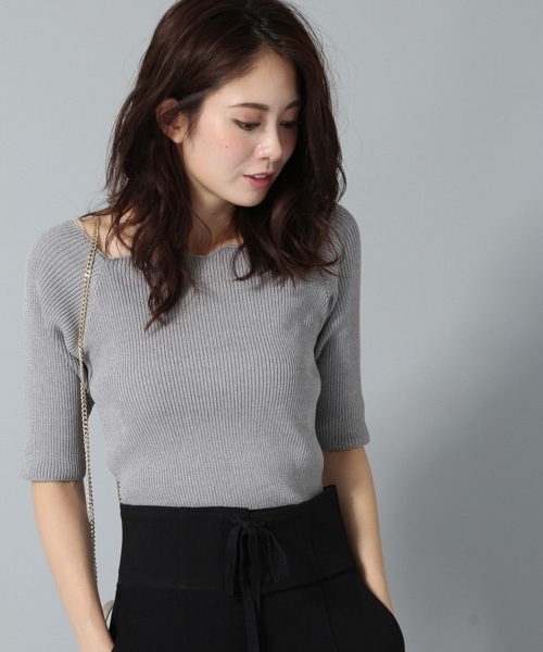 Andemiu(アンデミュウ)の「【マスタード・グリーンWEB限定】スカラリブニットプルオーバー770182(ニット/セーター・レディース・ブラック/マスタード/パープル/グレー/ブラウン/グリーン・FREE)」の1枚目の写真