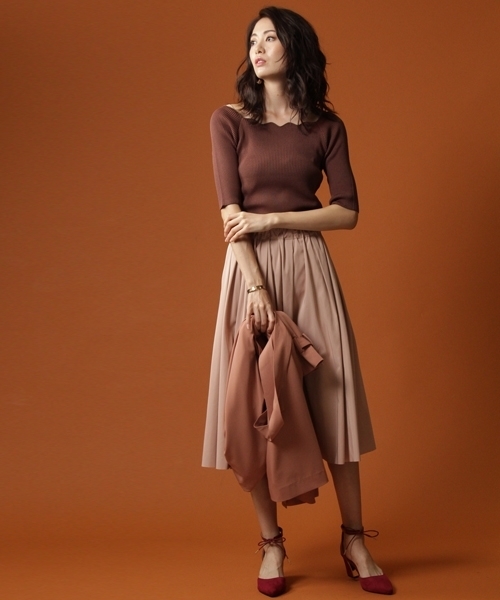 Andemiu(アンデミュウ)の「【マスタード・グリーンWEB限定】スカラリブニットプルオーバー770182(ニット/セーター・レディース・ブラック/マスタード/パープル/グレー/ブラウン/グリーン・FREE)」の13枚目の写真