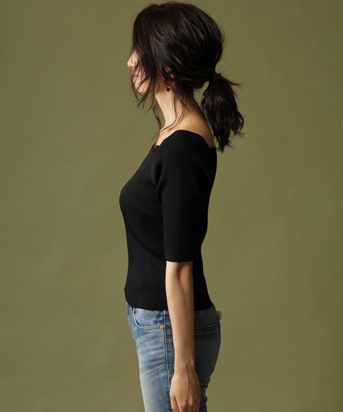 Andemiu(アンデミュウ)の「【マスタード・グリーンWEB限定】スカラリブニットプルオーバー770182(ニット/セーター・レディース・ブラック/マスタード/パープル/グレー/ブラウン/グリーン・FREE)」の20枚目の写真