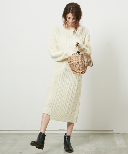 PICHE ABAHOUSE(ピシェ アバハウス)の「【WEB別注】サイドゴアブーツ(ブーツ・レディース・ダークブラウン/ブラック・MEDIUM/LARGE/SMALL)」の16枚目の写真