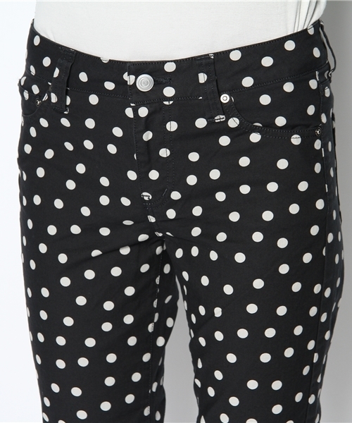 green label relaxing(グリーンレーベルリラクシング)の「GC C/PU DOT PRT サブリナパンツ(その他パンツ・レディース・ベージュ/ネイビー・36/38/40)」の4枚目の写真