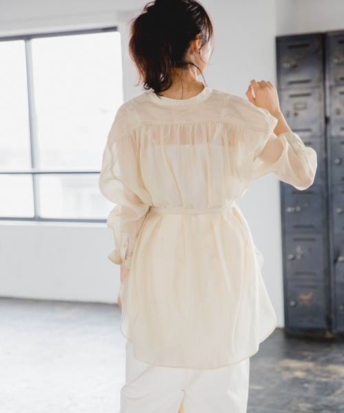 A part by(アパートバイ)の「TePeブサムLシャツ 804978(シャツ/ブラウス・レディース・ブラック/キナリ・FREE)」の5枚目の写真