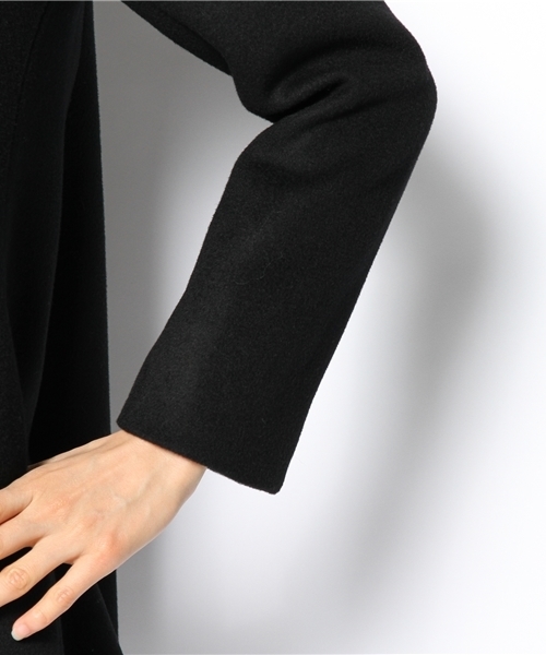 UNITED ARROWS(ユナイテッドアローズ)の「□UAB W/N DB-FACE コート(その他アウター・レディース・ブラック/ベージュ/ロイヤルブルー・36/38/40)」の9枚目の写真