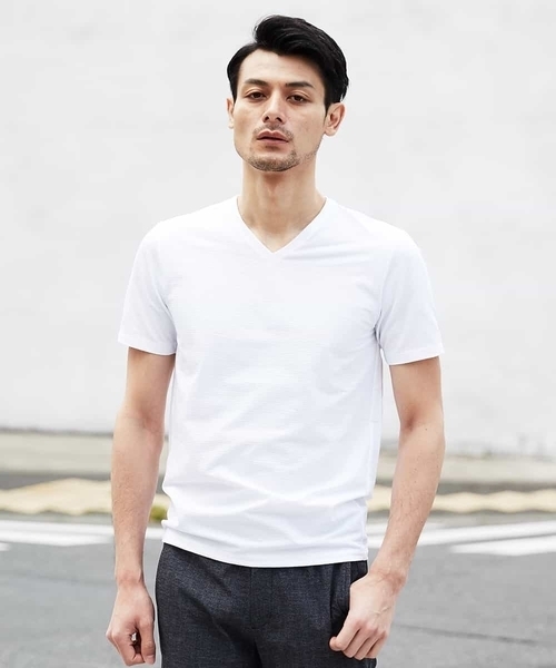 MICHEL KLEIN HOMME (ミッシェルクランオム)の「カットソー(クールマックスサッカー)(Tシャツ/カットソー・メンズ・ホワイト/ネイビー/モカ・46/48/51)」の18枚目の写真