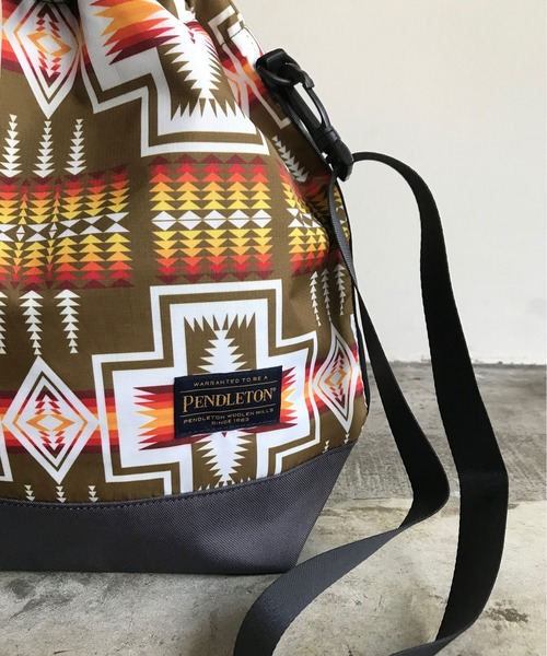 COMMON WARE(コモンウェアー)の「ST:PNDLETON DRAW TOTE ドロートート(トートバッグ・レディース・オフホワイト/カーキ・FREE)」の6枚目の写真