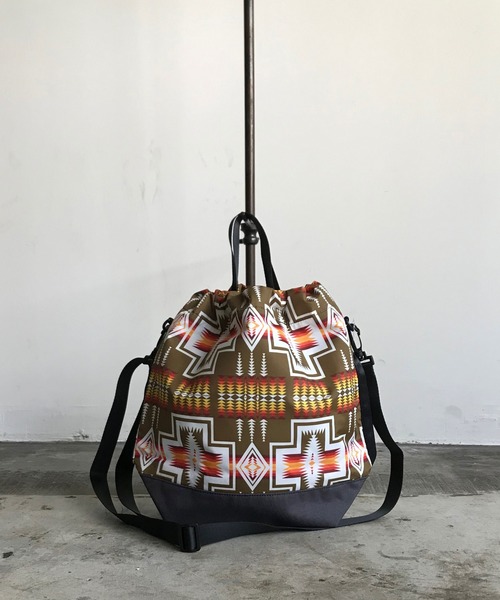 COMMON WARE(コモンウェアー)の「ST:PNDLETON DRAW TOTE ドロートート(トートバッグ・レディース・オフホワイト/カーキ・FREE)」の5枚目の写真