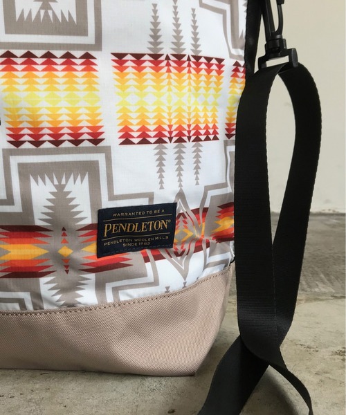 COMMON WARE(コモンウェアー)の「ST:PNDLETON DRAW TOTE ドロートート(トートバッグ・レディース・オフホワイト/カーキ・FREE)」の4枚目の写真
