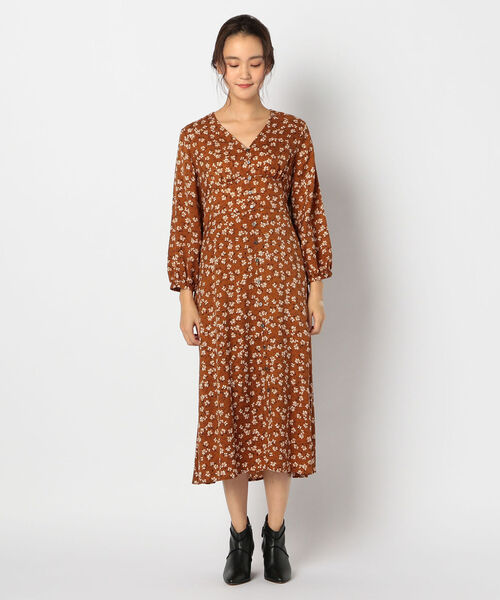 NOLLEY’S（ノーリーズ）の「小花プリントフレアワンピース（ワンピース・レディース・ブルー系その他4/ブルー系その他3/ブラウン系その他3・36/38）」の21枚目の写真