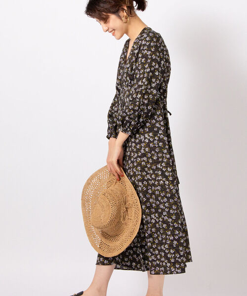 NOLLEY’S（ノーリーズ）の「小花プリントフレアワンピース（ワンピース・レディース・ブルー系その他4/ブルー系その他3/ブラウン系その他3・36/38）」の6枚目の写真