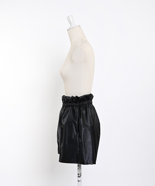 Narcissus(ナルシス)の「【Narcissus】レザーショートパンツ(その他パンツ・レディース・ブラック・FREE)」の6枚目の写真