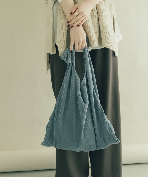 SMELLY（スメリー）の「2WAYプリーツバッグ（エコバッグ/サブバッグ・レディース・ブルー/グレー/ブラウン・-）」の3枚目の写真