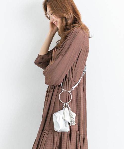 RODE SKO（ロデスコ）の「THYRZA マルチチャーム（ショルダーバッグ・レディース・シルバー/ゴールド・ONE）」の14枚目の写真