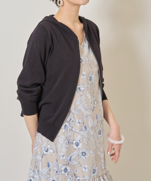 &. NOSTALGIA(アンドドットノスタルジア)の「バックフリルニットパーカー(Tシャツ/カットソー・レディース・ホワイト/ブラック・FREE)」の9枚目の写真