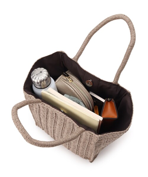 SHOO・LA・RUE（シューラルー）の「◆ペーパーブレードスクエアトート（トートバッグ・レディース・ブラック/ブラウン系その他/ブラウン系/レッド系1・00）」の9枚目の写真