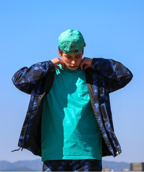 A BATHING APE(アベイシングエイプ)の「ONE POINT POCKET OVERDYE TEE M(Tシャツ/カットソー・メンズ・ブルー/イエロー/ブラック/グリーン/ピンク・XXX-LARGE/LARGE/XX-LARGE/X-LARGE/MEDIUM/SMALL)」の9枚目の写真