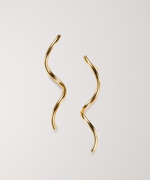 PAS TIERRA（パティエラ）の「-Lien- スパイラルピアス（ピアス（両耳用）・レディース・シルバー/イエローゴールド・FREE）」の2枚目の写真