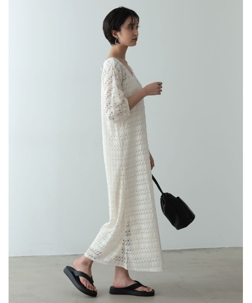 Re:EDIT(リエディ)の「3WAYボリュームスリーブレースワンピース×インナーキャミワンピース(ワンピース・レディース・ブラック/ブラウン/ホワイト/ベージュ・SHORT/TALL/LARGE/MEDIUM)」の8枚目の写真