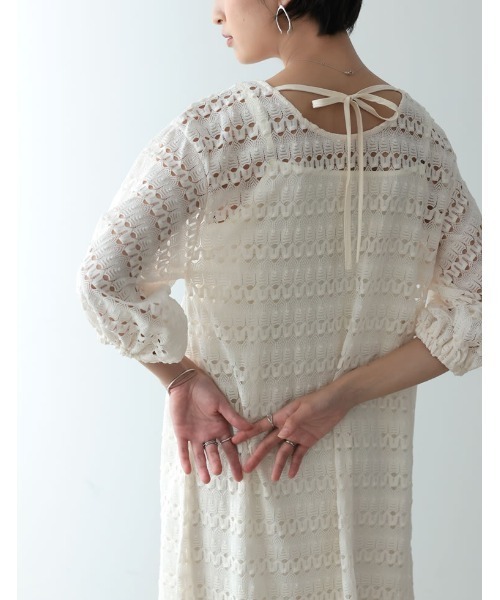 Re:EDIT(リエディ)の「3WAYボリュームスリーブレースワンピース×インナーキャミワンピース(ワンピース・レディース・ブラック/ブラウン/ホワイト/ベージュ・SHORT/TALL/LARGE/MEDIUM)」の9枚目の写真