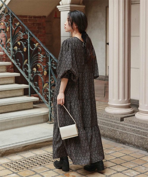 titivate（ティティベイト）の「前後2way花柄ティアード