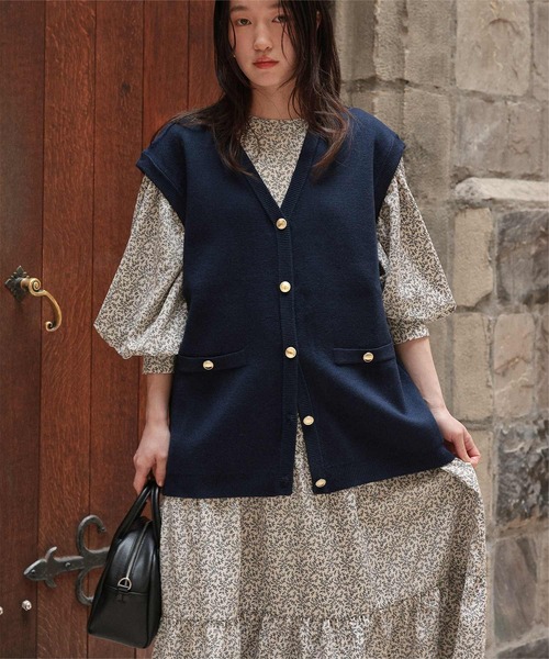 titivate（ティティベイト）の「前後2way花柄ティアードワンピース（ワンピース・レディース・アイボリー/ブラック/ブルー/ブラウン/ベージュ/ブラック系その他/ホワイト系その他・S/M/L/XS）」の12枚目の写真