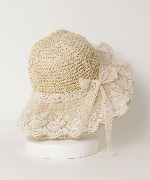 SFW（エスエフダブリュー）の「柔らかな麦わら風素材とレースリボンがガーリー　ストローハット（ハット・レディース・ベージュ/カーキ・FREE）」の4枚目の写真