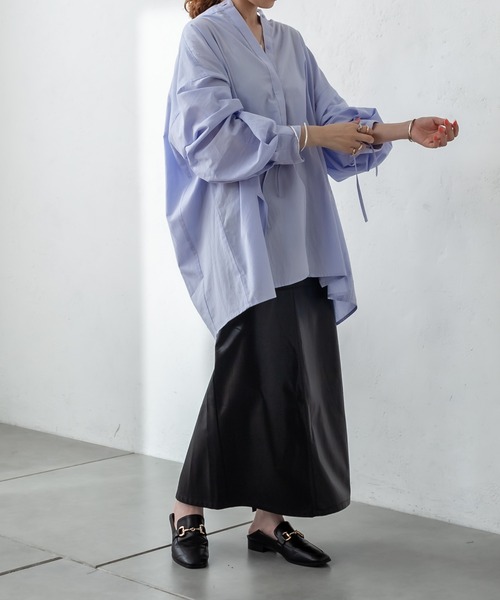 mystic(ミスティック)の「袖タックデザインシャツ(シャツ/ブラウス・レディース・ベージュ/オフホワイト/オレンジ/ブルー・FREE)」の12枚目の写真