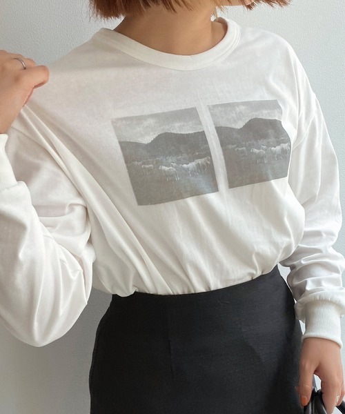 mimi toujours（ミミトゥジュール）の「Tシャツ ロング フォトプリント omom×mimi toujours（Tシャツ/カットソー・レディース・ホワイト系その他/ホワイト系その他2・M）」の17枚目の写真