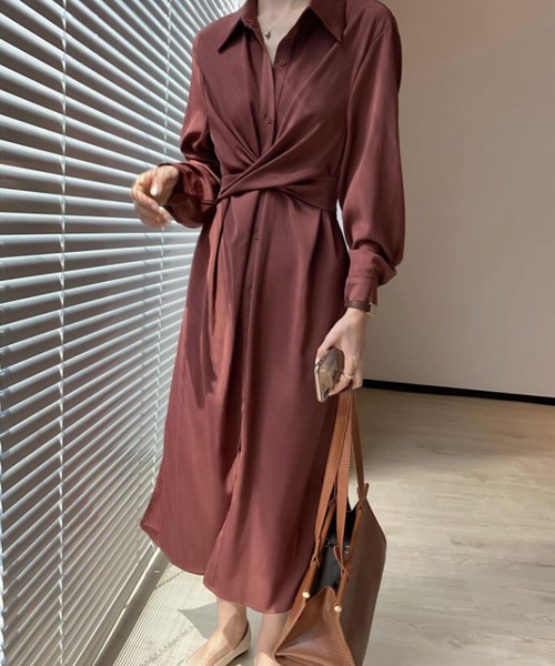 Bifrost（ビフレスト）の「ウエストクロスシャツワンピース（シャツワンピース・レディース・ボルドー/ベージュ/グレー/ライトブルー・F）」の4枚目の写真