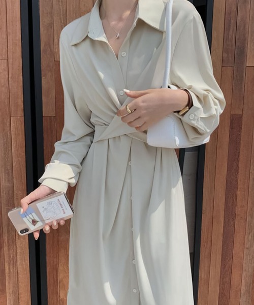Bifrost（ビフレスト）の「ウエストクロスシャツワンピース（シャツワンピース・レディース・ボルドー/ベージュ/グレー/ライトブルー・F）」の9枚目の写真
