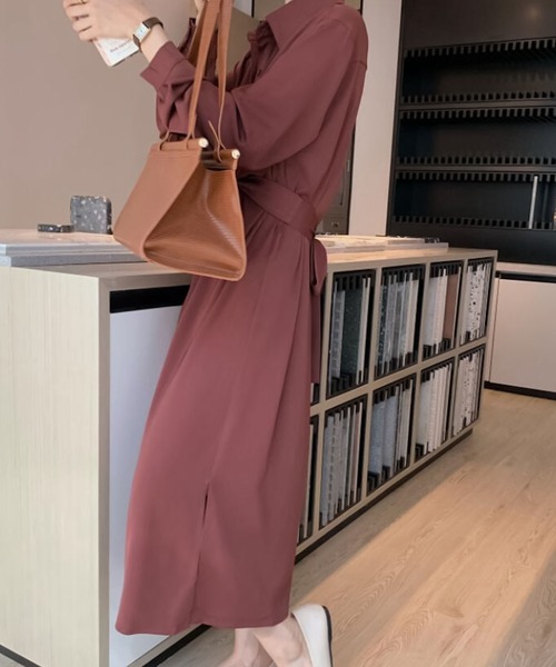 Bifrost（ビフレスト）の「ウエストクロスシャツワンピース（シャツワンピース・レディース・ボルドー/ベージュ/グレー/ライトブルー・F）」の14枚目の写真