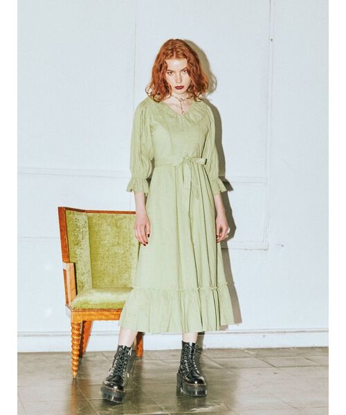 jouetie（ジュエティ）の「カットワークコットンワンピース（ワンピース・レディース・オフホワイト/ブラック/イエロー・MEDIUM）」の19枚目の写真